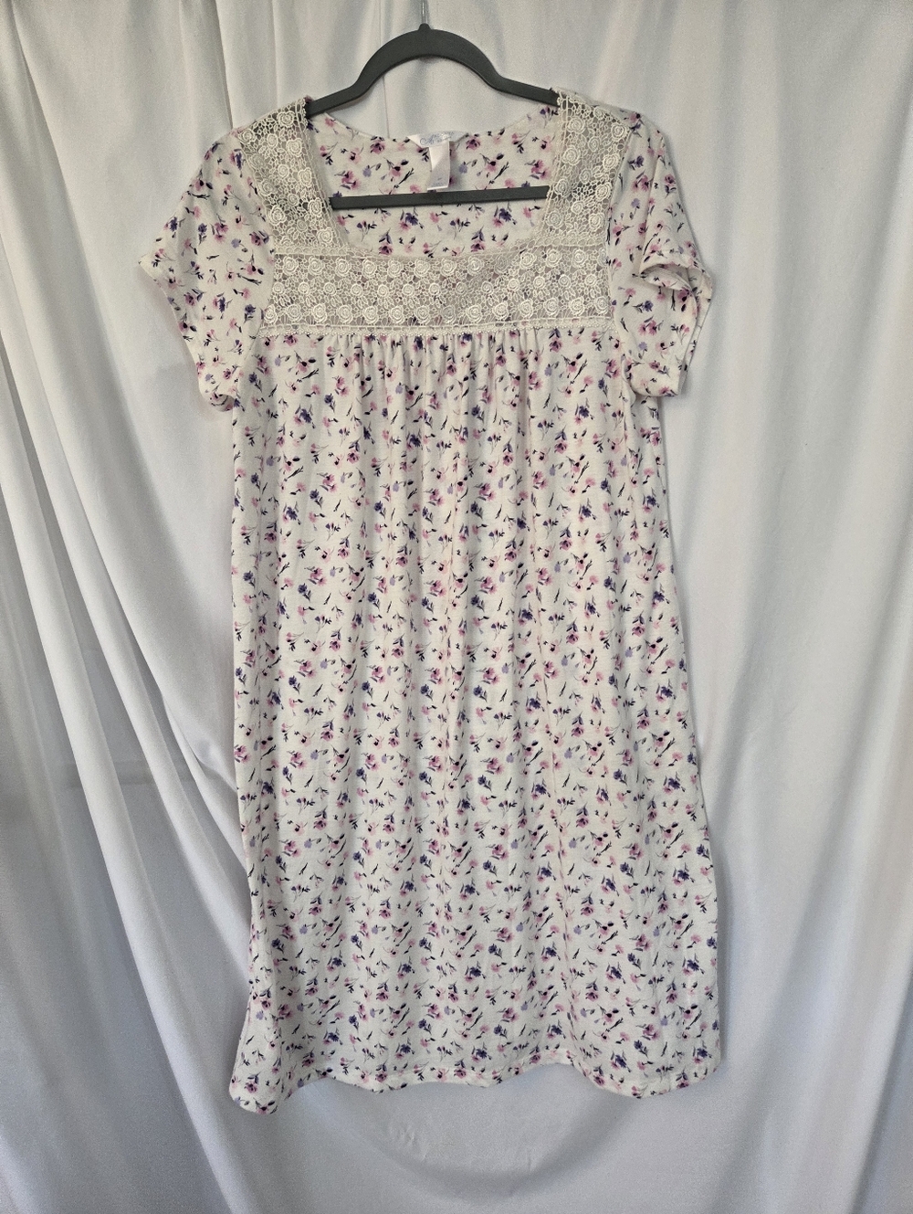 Adonna White Nightgown with Pink and Purple Small Floral Print Size M